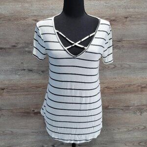 Emory Park Criss Cross V-Neck